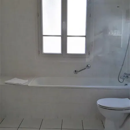 Le Reynita Szálloda 2*